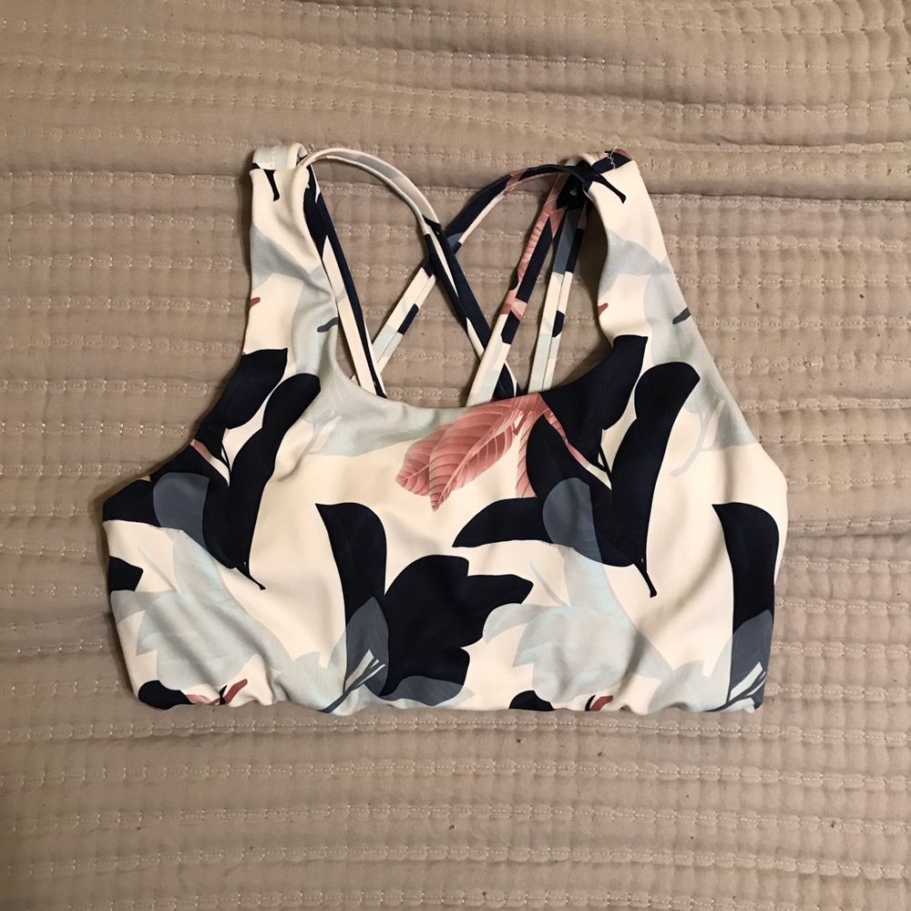 Sports bra